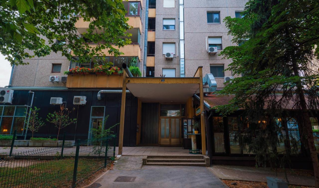 Studio Apartman Bohem Zagreb Bagian luar foto